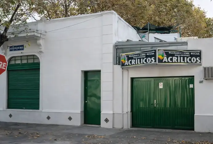Primer taller de Acrilicos Mesch en 1980